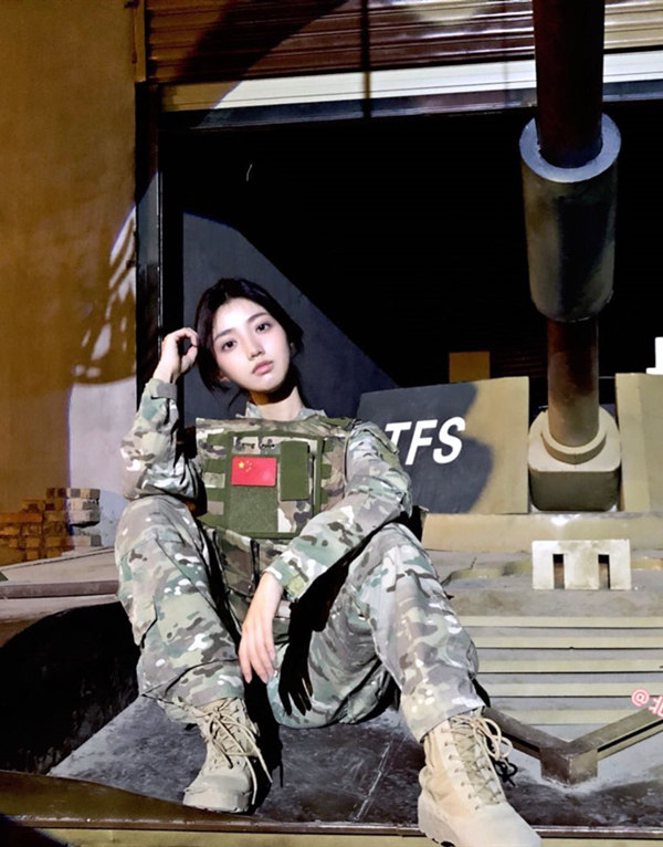 新加坡高端模特微信