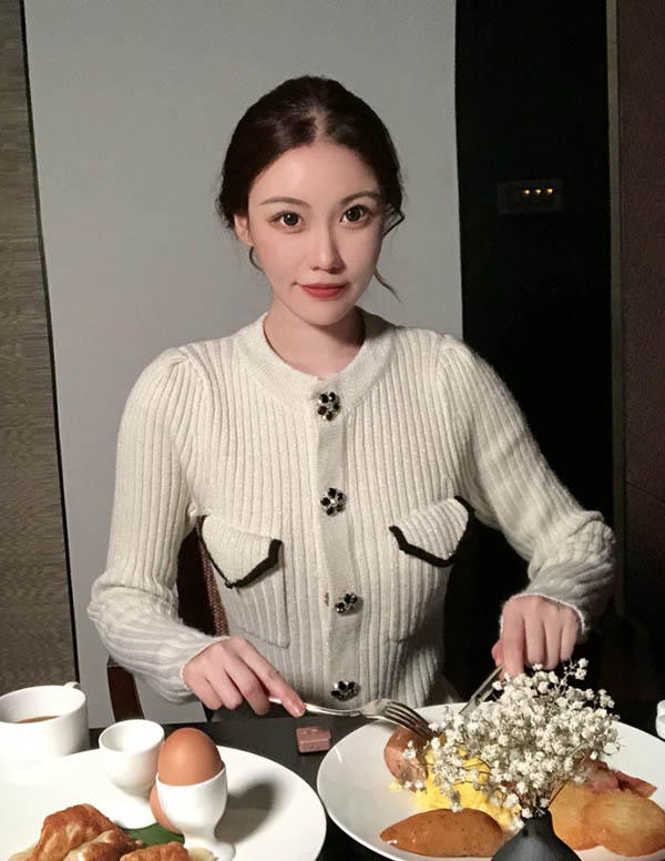 首尔预约商务模特